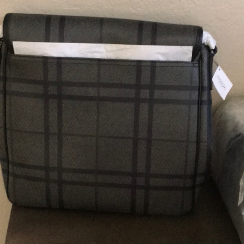 Coach Messenger Bag - Picture 3 of 5
